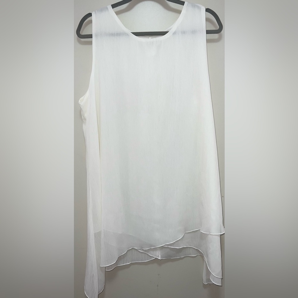 Seven Karat tunic.